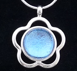 Blue flower necklace